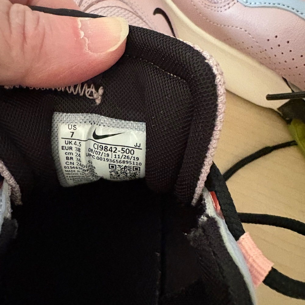 Women's Air Max Verona Plum Chalk Size 7 - Picture 11 of 11